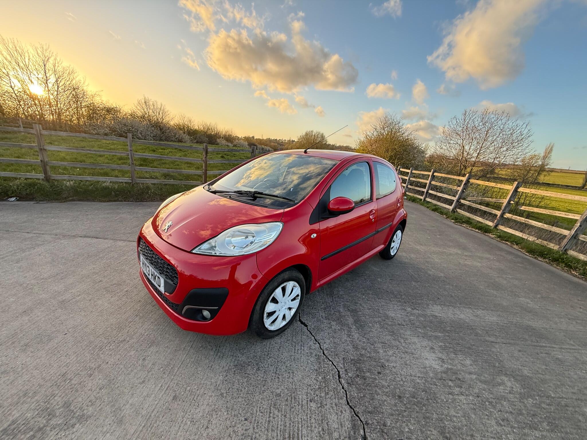 Peugeot 107 1.0 12V Active Euro 5 5dr — photo 54 of 86